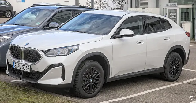 BMW iX2 eDrive20 (MY26)