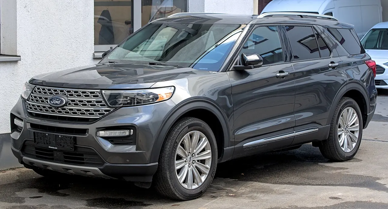 Ford Explorer Extended Range AWD (MY27)