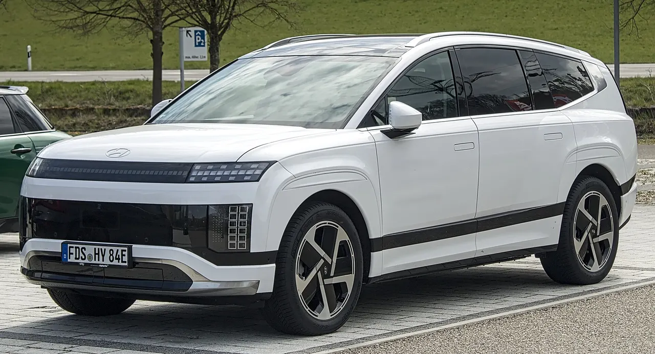 Hyundai IONIQ 9 Long Range RWD