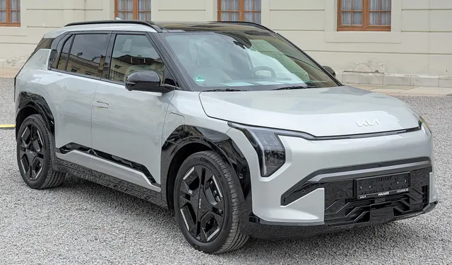 Kia EV3 Standard Range (MY27)