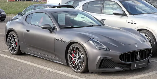 Maserati GranCabrio Folgore (MY27)