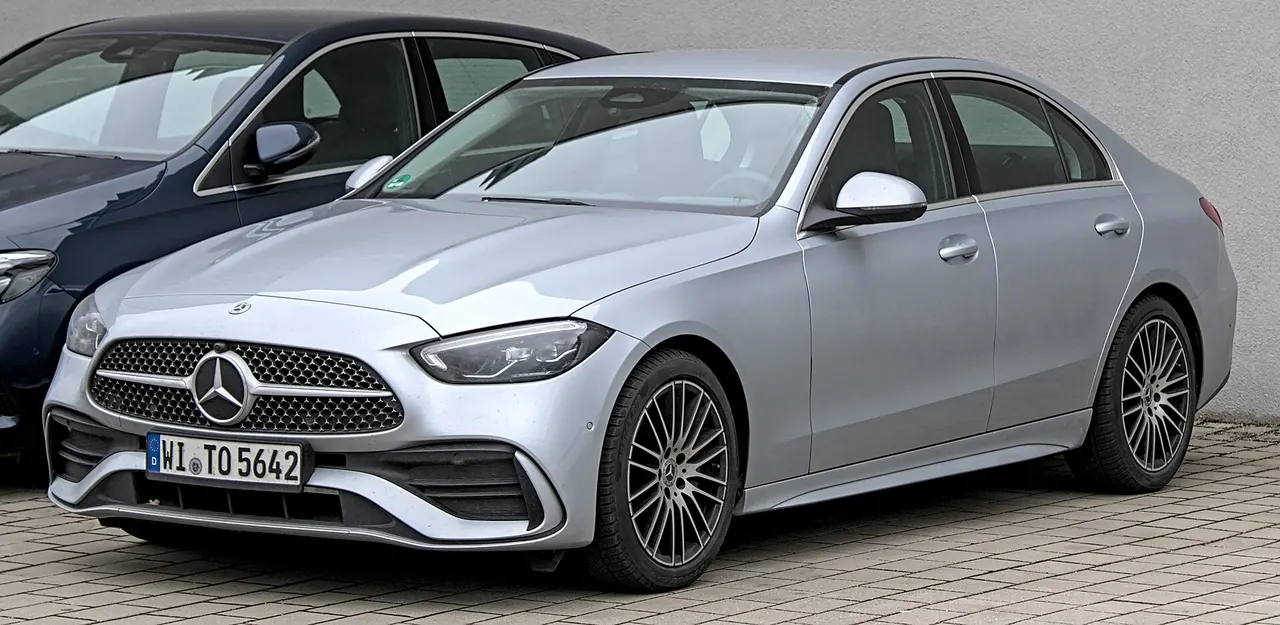 Mercedes-Benz C 300 4MATIC