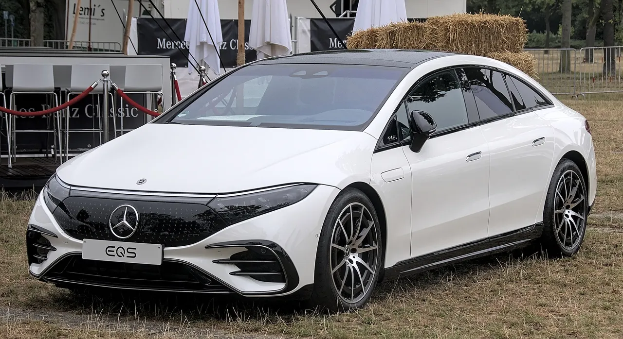 Mercedes-Benz EQS SUV 500 4MATIC