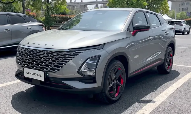 Omoda E5