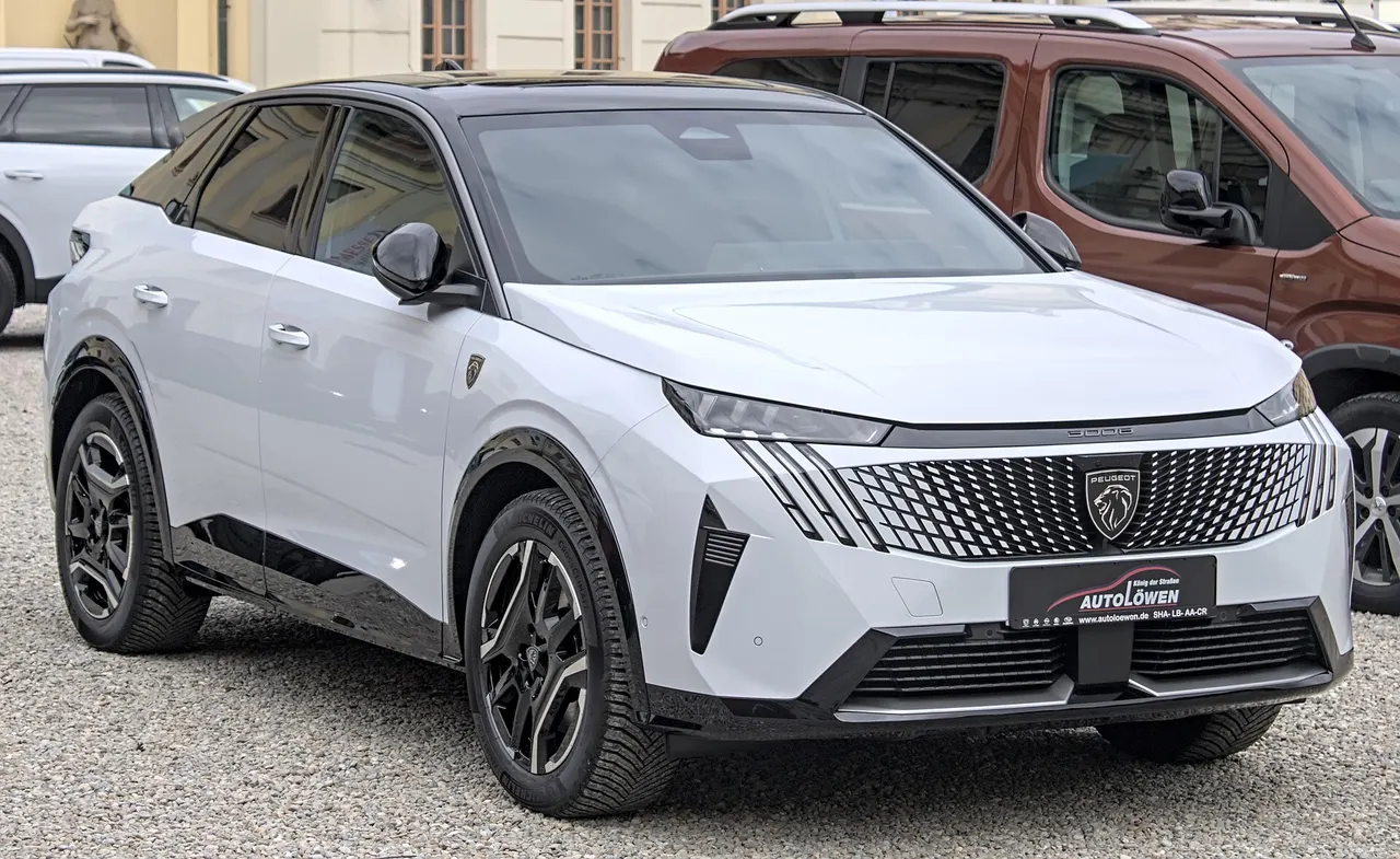 Peugeot e-3008 97 kWh Long Range