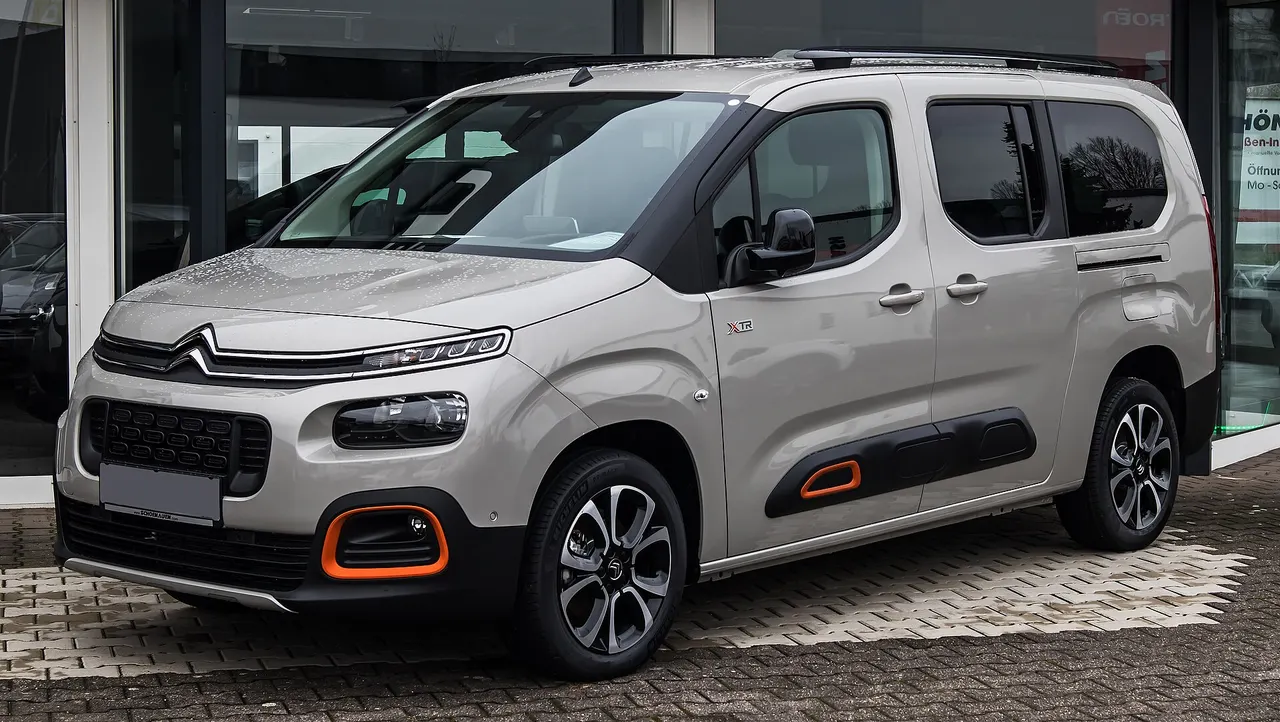 Peugeot e-Rifter M 50 kWh