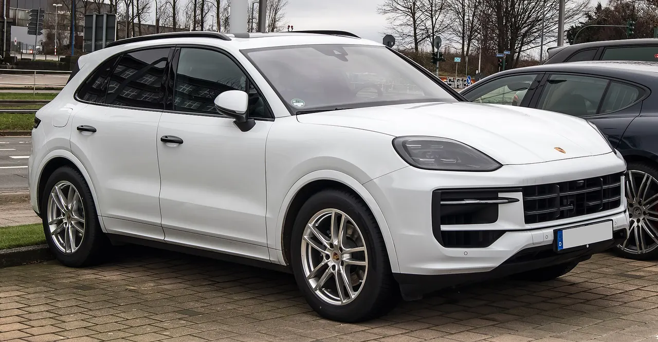 Porsche Cayenne Turbo Electric (MY26)