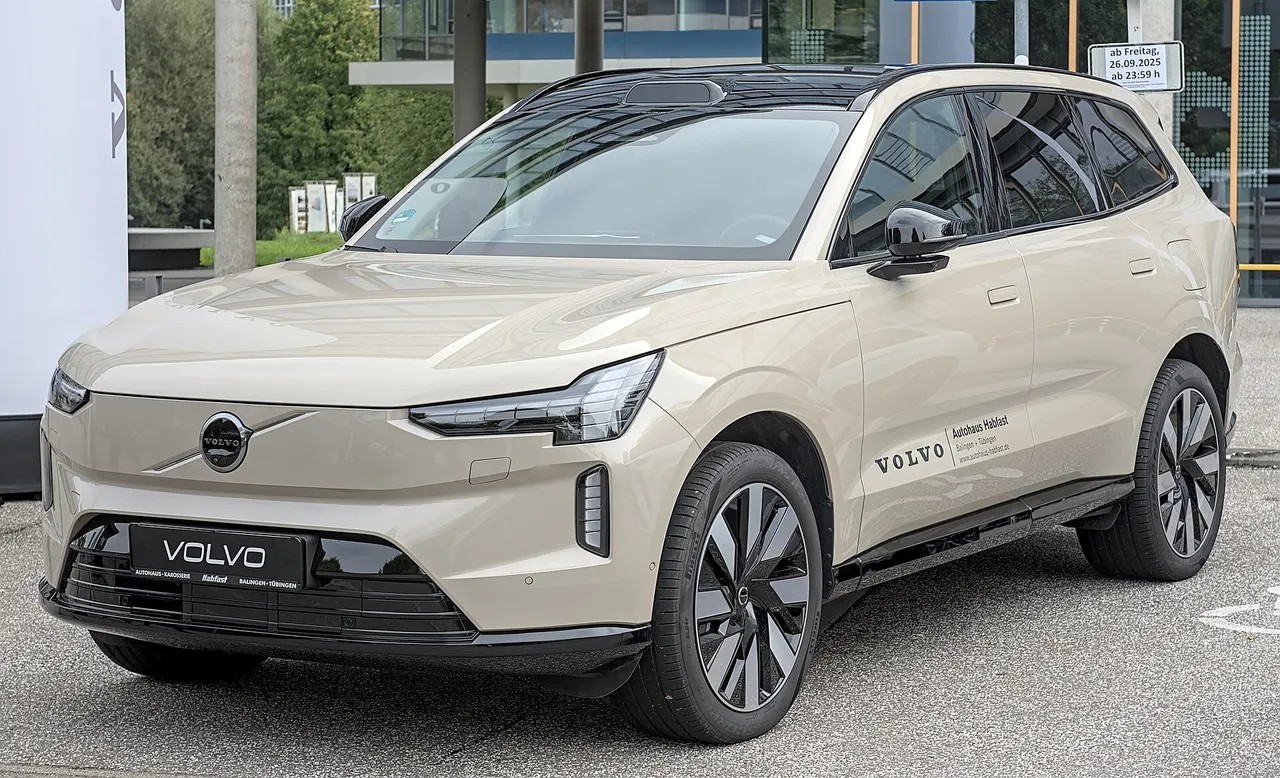 Volvo EX90 Twin Motor (MY26-27)